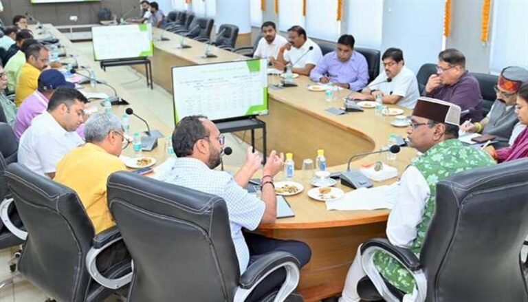 मंत्री सारंग ने मार्कफेड को आत्मनिर्भर बनाने और किसानों को समय पर खाद उपलब्ध कराने के दिए निर्देश