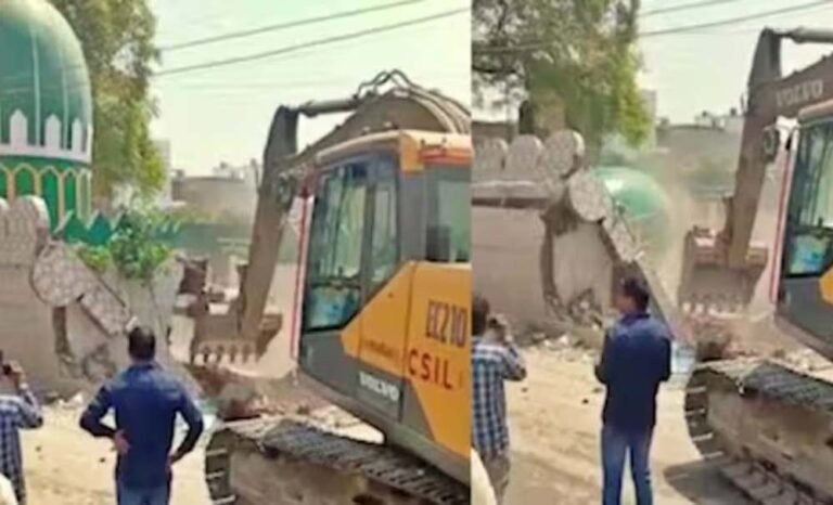 जाफर अली शाह मासूम की मजार पर बुलडोजर एक्शन, गोरखपुर में सरकारी जमीन को किया कब्जामुक्त