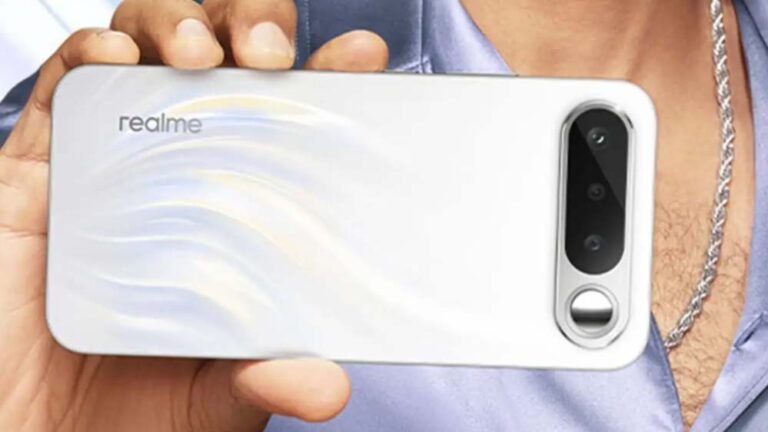 Realme 16: भारत का पहला सेल्फी मिरर स्मार्टफोन 2 अप्रैल को होगा लॉन्च