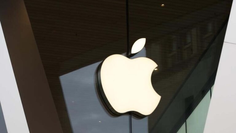 Apple की योजना: इस साल लॉन्च होंगे 11 प्रोडक्ट, iPhone 18 Pro सहित कई नामी डिवाइस