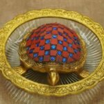 घर में धातु का कछुआ रखें इस दिशा में, बढ़ सकती है सुख-समृद्धि और तरक्की