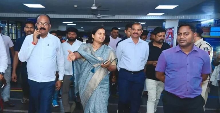 लक्ष्मी राजवाड़े का गुस्सा: सूरजपुर में इलाज में लापरवाही, गर्भस्थ शिशु की मौत के बावजूद इलाज नहीं हुआ