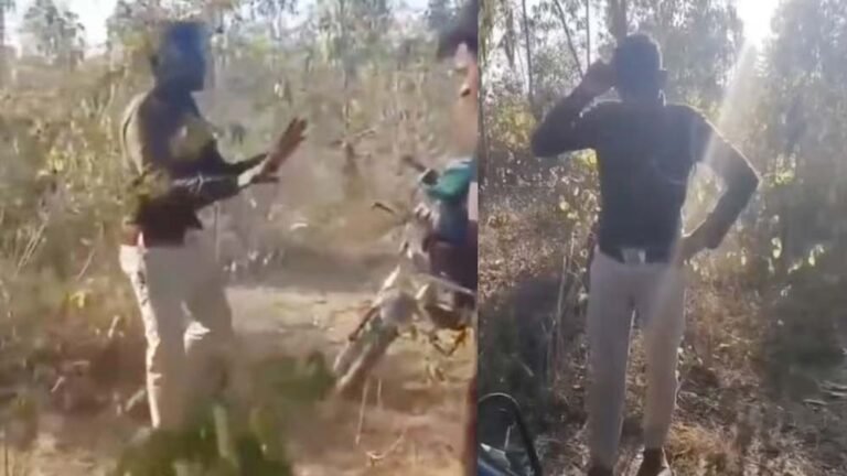 गार्ड से मोबाइल पर गाना बजाकर ठुमके लगवाए, फिर डंडों और बेल्ट से पिटाई, बेइज्जती का वीडियो वायरल