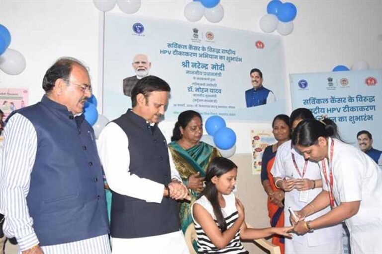2 लाख से अधिक बालिकाओं के टीकाकरण की उपलब्धि पर स्वास्थ्य टीम, जागरूक अभिभावकों की भूमिका की सराहना की