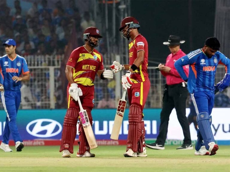 गेंदबाजों की हुई जमकर पिटाई, कैरेबियाई टीम ने ठोके 196 रन