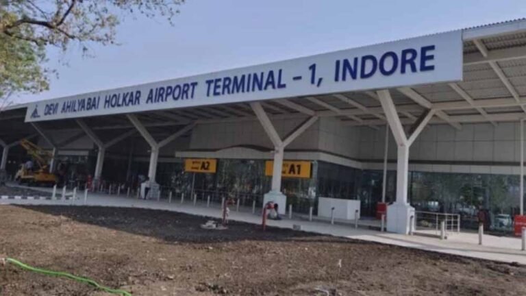 लोकार्पण  यात्रियों के लिए बड़ी सौगात: इंदौर एयरपोर्ट के नए टर्मिनल-1 का उद्घाटन आज