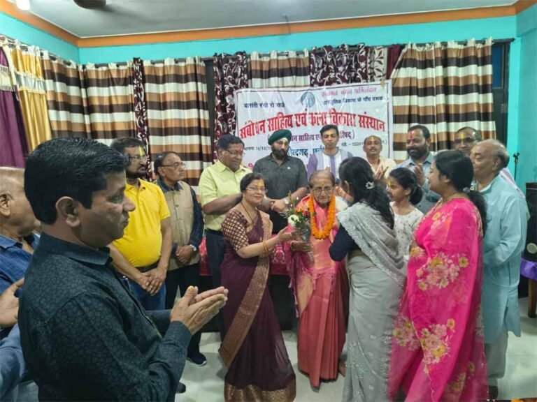 सशक्त परिकल्पना एवं उपलब्धि की पहचान हैं  इन्द्रा सेंगर