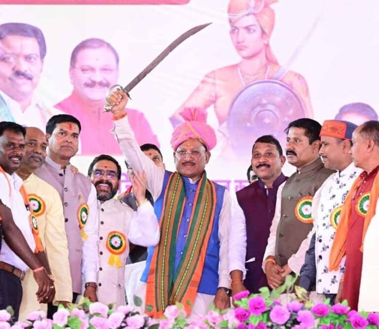 महतारी वंदन योजना के माध्यम से मातृशक्ति हो रही सशक्त, 42 हजार से अधिक श्रद्धालुओं ने किए रामलला के दर्शन