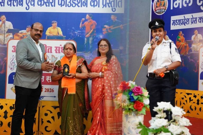 मिले सुर मेरा तुम्हारा — सुरों से सजी एक अविस्मरणीय संगीत संध्या…..