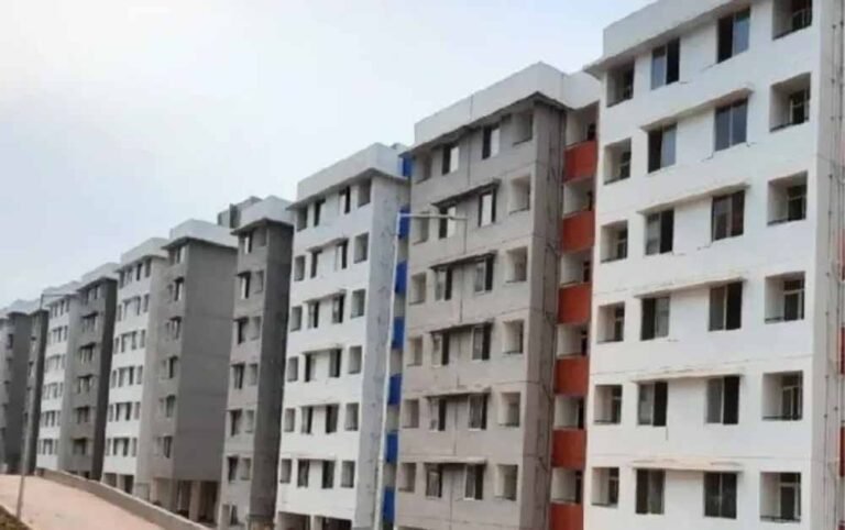 अयोध्या एक्सटेंशन में 10-लेन रोड पर मिलेंगे किफायती फ्लैट्स