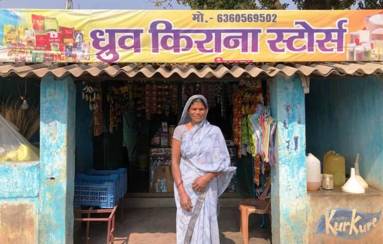 स्व-सहायता समूह से जुड़कर पूनम देवी बनीं आत्मनिर्भर, अब ‘लखपति दीदी’ के रूप में बना रहीं नई पहचान लखपति दीदी’ के रूप में बना रहीं नई पहचान