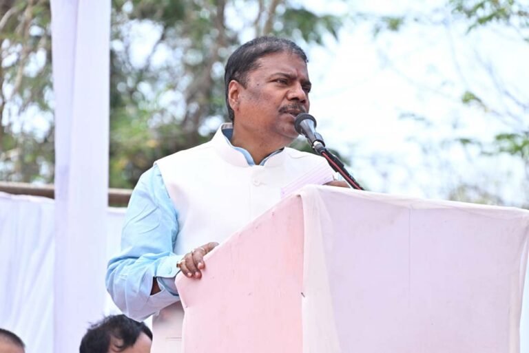 वनौषधि परंपरा के संरक्षण को सरकार प्रतिबद्ध: वन मंत्री केदार कश्यप का बयान जड़ी-बूटी विरासत बचाने पर