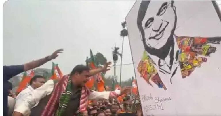 विधानसभा चुनाव से पहले असम में 40 लाख महिलाओं को 9 हजार रुपये, सियासी हलचल तेज