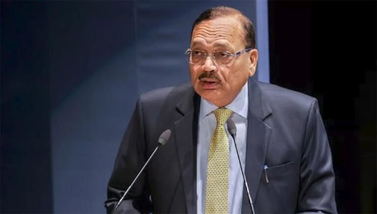 सुप्रीम कोर्ट में हैरान करने वाला मामला: CJI के नाम पर फोन, जस्टिस सूर्यकांत सख्त