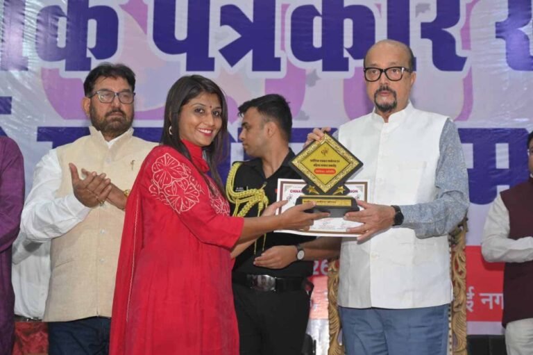 विश्वसनीयता और जनसेवा से सशक्त हो मीडिया, राज्यपाल डेका का संदेश