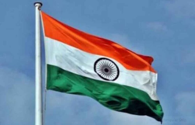 हालात को देखते हुए दुबई में भारतीय दूतावास अलर्ट, भारतीयों से कहा- बेवजह बाहर न निकलें