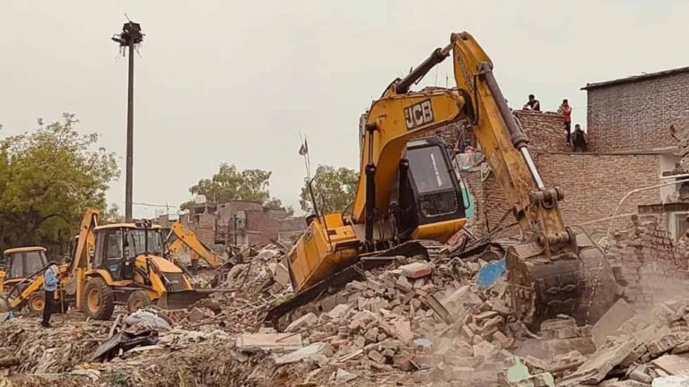 टीटी नगर में सीमांकन पूरा, 347 लोगों को दिया अंतिम नोटिस, 100 से ज्यादा झुग्गियां हटाने का आदेश