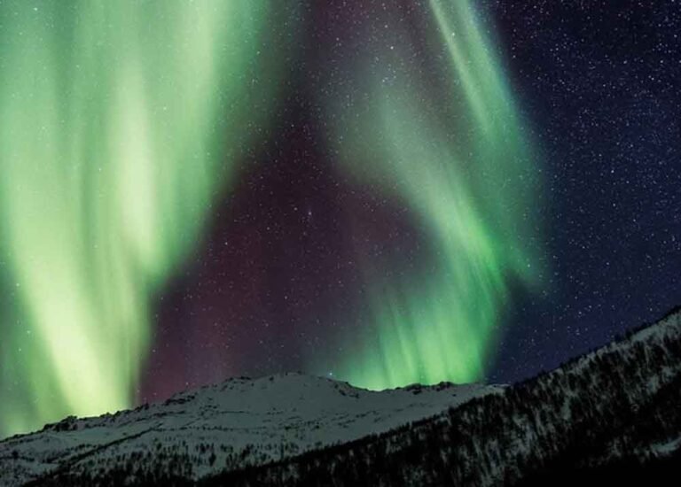 ‘आधी रात का सूरज’ का देश: जहां रात सिर्फ 40 मिनट की होती है