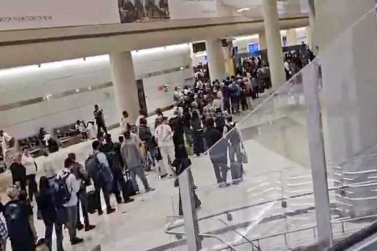 यूएई में रह रहे भारतीयों के लिए अहम सूचना, दूतावास ने जारी किए सुरक्षा दिशा-निर्देश