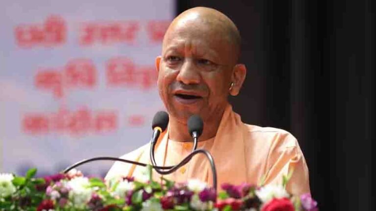 सीएम योगी लखीमपुर में 331 परिवारों को देंगे जमीन का मालिकाना हक