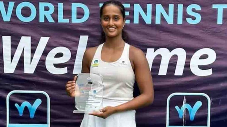 नया रिकॉर्ड, सानिया मिर्जा के बाद W100 फाइनल में पहुंचीं वैष्णवी अडकर