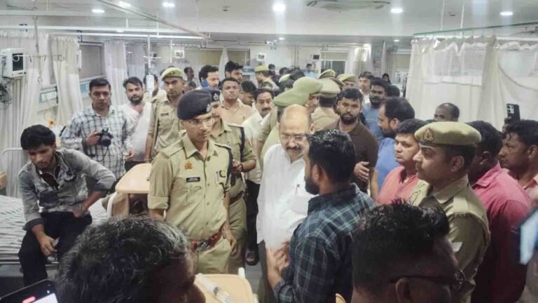 शराब पीने के बाद मेरठ में गई तीन की जान, डीएम के आदेश पर देशी शराब का ठेका सील