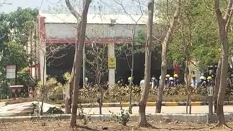 इंदौर के पीथमपुर में विस्फोट से 4 की मौत, यूनियन कार्बाइड द्वारा कचरा निपटान में हुआ हादसा