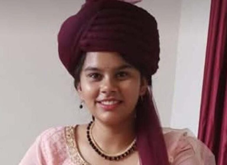 अबेर की बेटी कृति सिंह ने 92.6% अंक प्राप्त कर गार्डियन गाइड पब्लिक हायर सेकंडरी स्कूल सतना का नाम किया रोशन