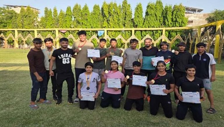 अंडर-17 कुश्ती में मध्यप्रदेश का जलवा, युवा पहलवानों ने बढ़ाया प्रदेश का मान