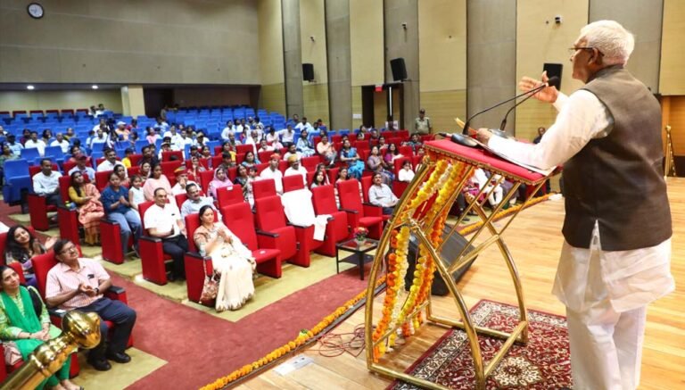 राज्य स्थापना दिवस पर राज्यपाल पटेल का संदेश, विविधता में एकता की शक्ति का उत्सव