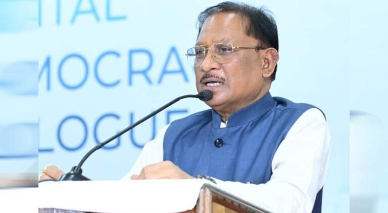 डिजिटल डेमोक्रेसी डायलॉग में मुख्यमंत्री ने क्रिएटर्स को दी नई पहचान दिखाने की चुनौती