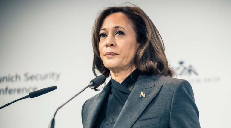 कमला हैरिस का आरोप, नेटन्याहू ने ट्रंप को ईरान युद्ध में घसीटा, ‘एपस्टीन फाइल्स’ से ध्यान भटकाने की कोशिश