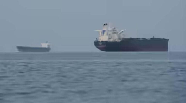 तेहरान का बयान, होर्मुज में भारतीय जहाज पर फायरिंग को लेकर 10 ताज़ा अपडेट्स