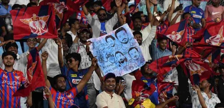 पंत और राहुल ने किया निराश, इकाना स्टेडियम में क्रिकेट के रोमांच और नई जर्सी का दिखा क्रेज