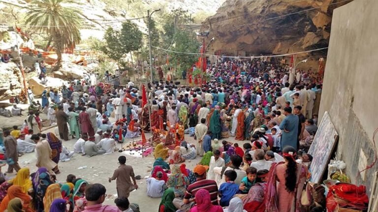 हिंगलाज मंदिर में मना उत्सव, पाकिस्तान में 3 लाख हिंदू पहुंचे; जानिए मंदिर का ऐतिहासिक महत्व