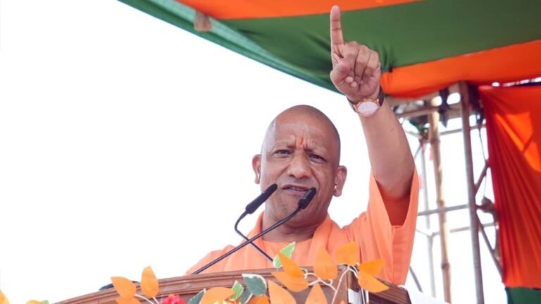 सीएम बोले- ममता दीदी कहती है खेला होवे, लेकिन इस बार खेला खत्म होगा और विकास प्रारंभ होगा