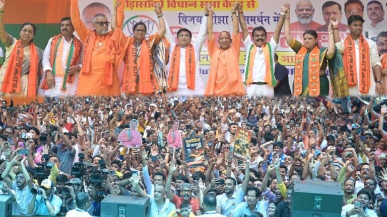 जोरासांको में गरजे सीएम योगी, बोले- “योगी जी बुलडोजर लाओ, हम तुम्हारे साथ हैं”, 4 मई को बंगाल में भगवा लहराएगा