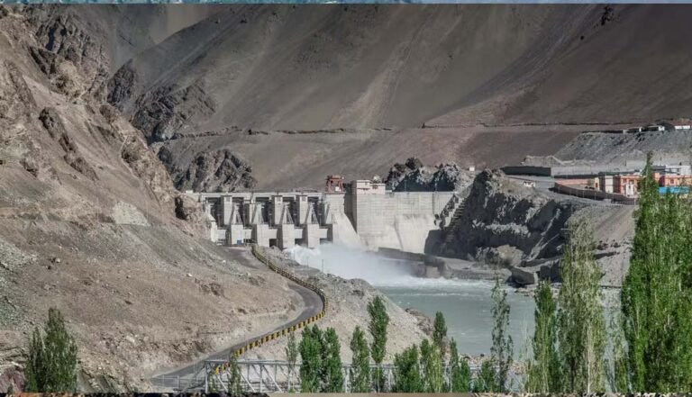 पाकिस्तान की बढ़ी मुश्किलें, गर्मी आते ही UNSC में सिंधु के पानी के लिए मदद की गुहार