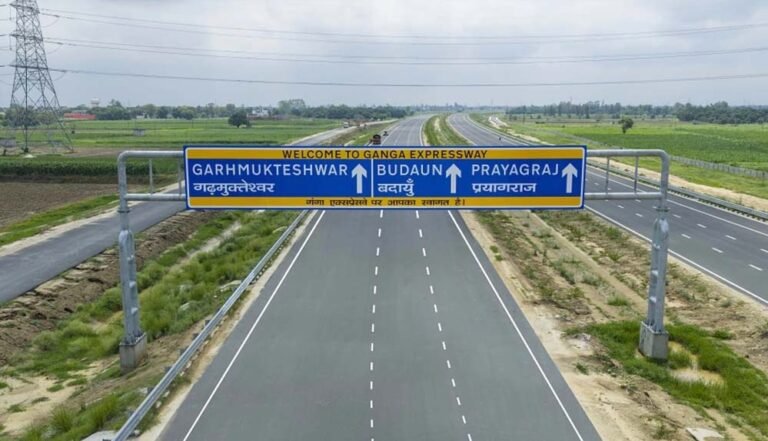 Ganga Expressway: पश्चिमी यूपी से पूरब तक, 12 जिलों को जोड़ने वाला 594KM लंबा एक्सप्रेसवे