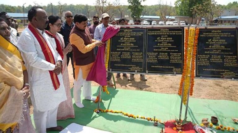 मुख्यमंत्री डॉ. यादव ने कहा: जंगली भैंसा प्रजाति का पुनर्स्थापन प्रदेश के लिए ऐतिहासिक अवसर