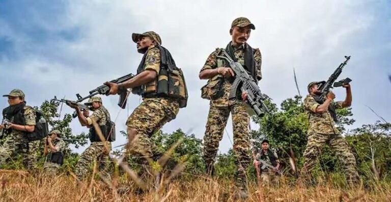 बस्तर में नक्सलवाद पर बड़ी सफलता: टॉप नक्सल लीडरों का एनकाउंटर, हथियारों के साथ सरेंडर, ये हैं 5 कारण