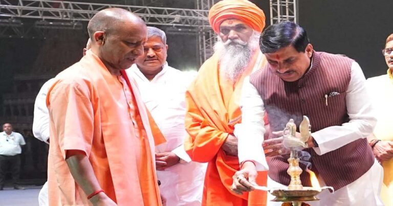 उत्तर प्रदेश बनेगा विश्व की आध्यात्मिक राजधानी, पर्यटन विभाग ने पेश किया यूपी@2047 का रोडमैप