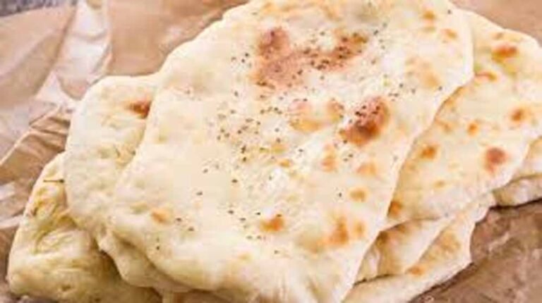अजवाइन की हेल्दी रोटी बनाने का आसान तरीका, स्वाद और सेहत दोनों का फायदा