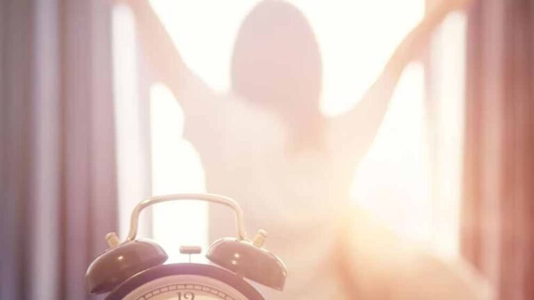 वास्तु टिप्स: सुबह की ये 6 आदतें बदल सकती हैं आपका पूरा दिन और किस्मत