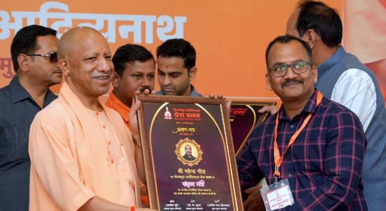 पत्रकारिता के विभिन्न आयामों में समन्वय आवश्यक: मुख्यमंत्री