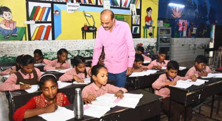 बेसिक से उच्च शिक्षा तक बड़ी राहत: कैशलेस मेडिकल सुविधा के लिए नया पोर्टल तैयार