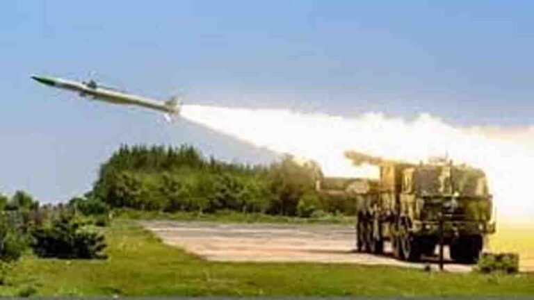 हेलीकॉप्टर से दागी जाने वाली ध्रुवास्त्र मिसाइल से भारतीय सेना को मिलेगा नया दम