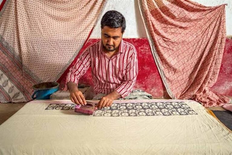 अन्तर्राष्ट्रीय मेले फोयर डे पेरिस में होगी प्रदर्शित