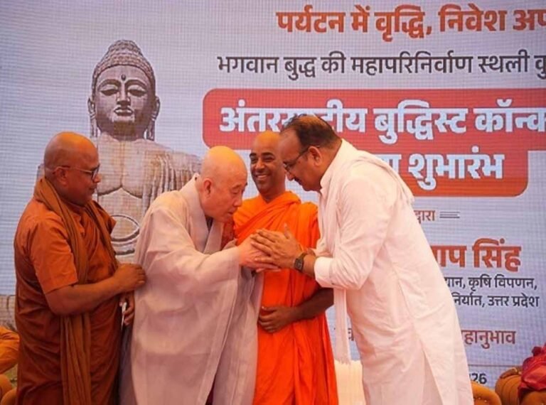 कुशीनगर में तीन दिवसीय (31 मार्च से 2 अप्रैल) बौद्ध सम्मेलन का आयोजन, ‘बुद्धमय’ हुई महापरिनिर्वाण स्थली