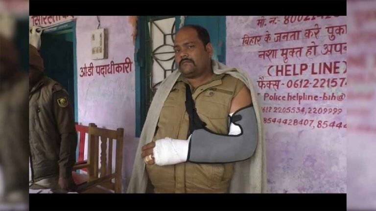 कानून पर हमला! तस्करों और भीड़ की हिंसा में पुलिस टीम जख्मी, 10 गिरफ्तार